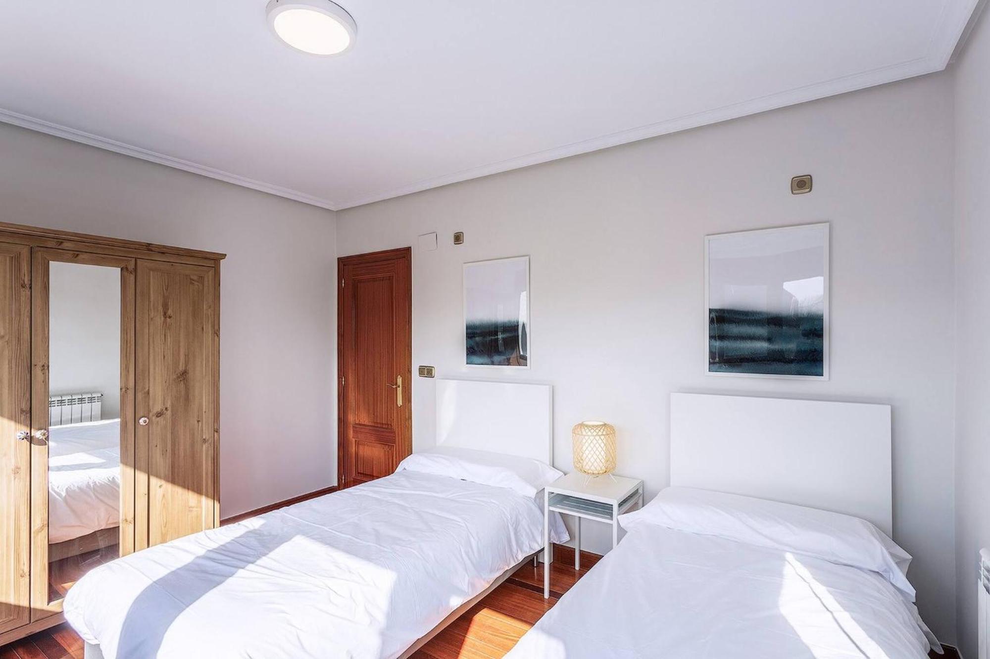 Earra - Casa Damatxo, Terraza, 1 Minuto A La Playa, Zona Tranquila Apartment Zarautz Ngoại thất bức ảnh